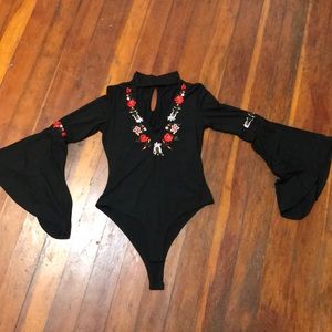 A’Gaci Embroidered Bodysuit